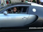 Girl driving Bugatti Veyron gives 500€ to the valet
