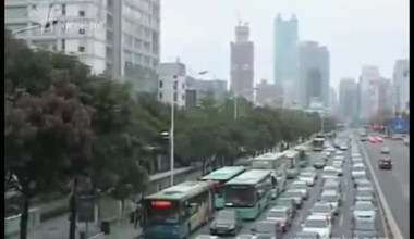 China straddling bus