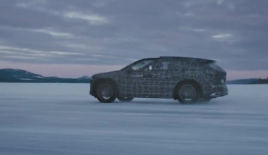 Τα τρία νέα ηλεκτρικά της BMW μαζί σε δοκιμές