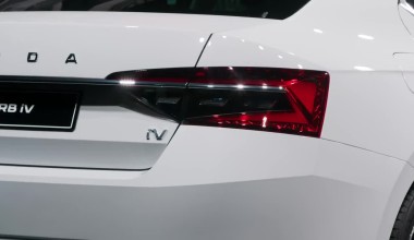 Αποκάλυψη Skoda Superb iV: Το πρώτο υβριδικό της Skoda