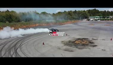 King of Drifting: Ισχυρές δονήσεις από μια Toyota Supra των 690 ίππων