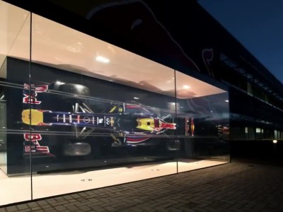 Infiniti Red Bull Racing - Rhythm of the Factory