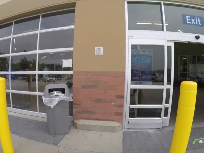 BMW i8: Shopping grocery