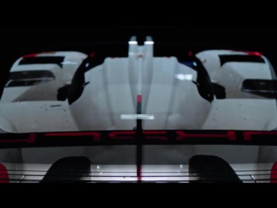 Hide ‘n‘ Seek – Porsche E-Performance
