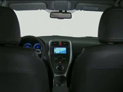 Toyota Auris HSD interior