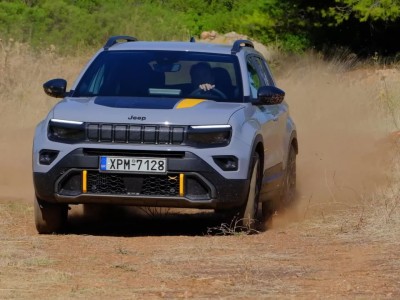 GOCAR TEST JEEP AVENGER 4xe