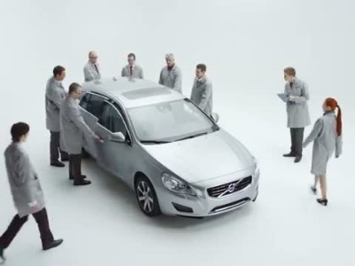 Volvo V60 Plug-In Hybrid: Unboxing